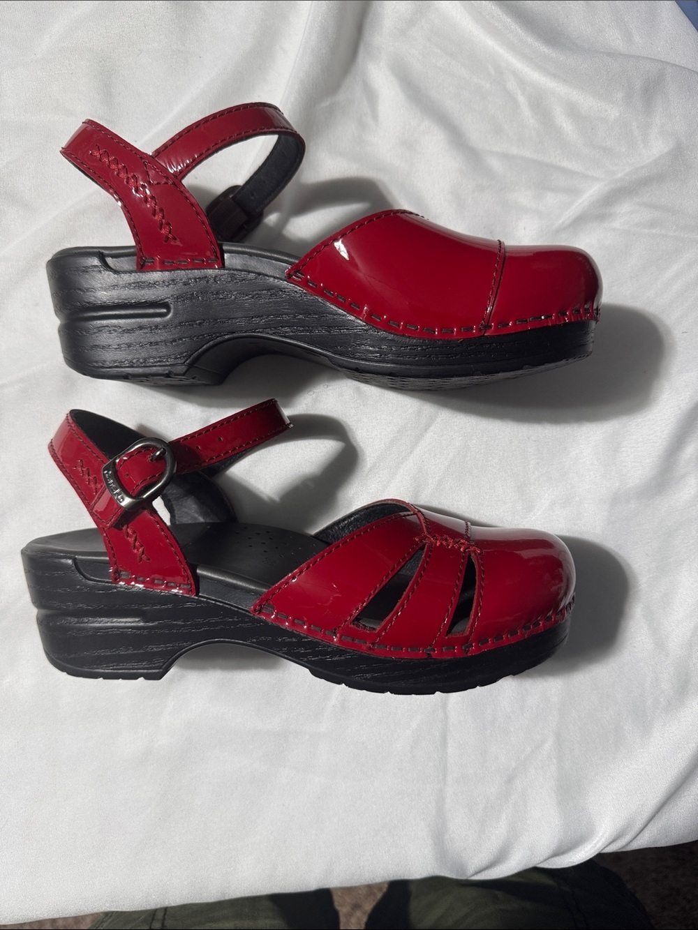 Dansko Maeve Patent Cherry Mary Jane Shoes NIB Red EU 36 US 5.5-6